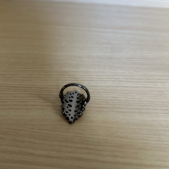 Express Ring Size 8 - Picture 10 of 10